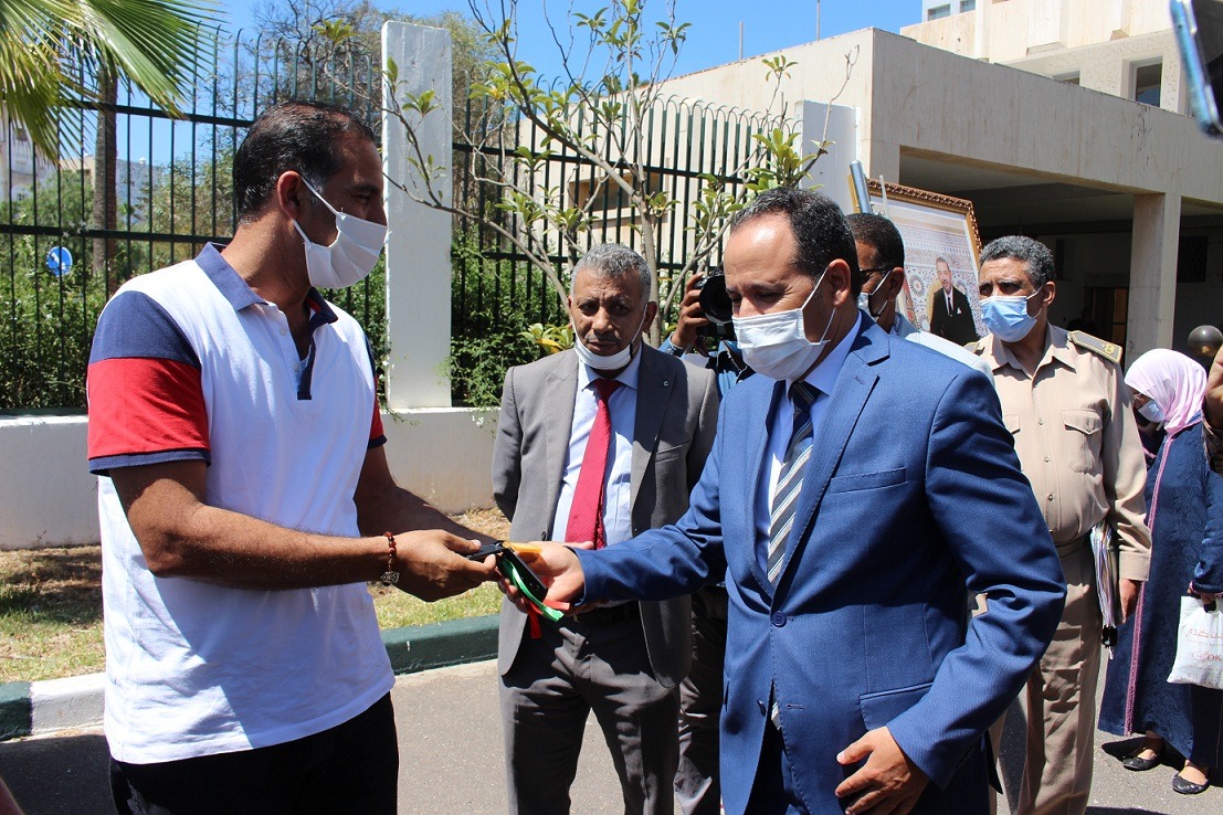 تسليم مفاتيح سيارة الاسعاف - أسفي كود | safigoud.com