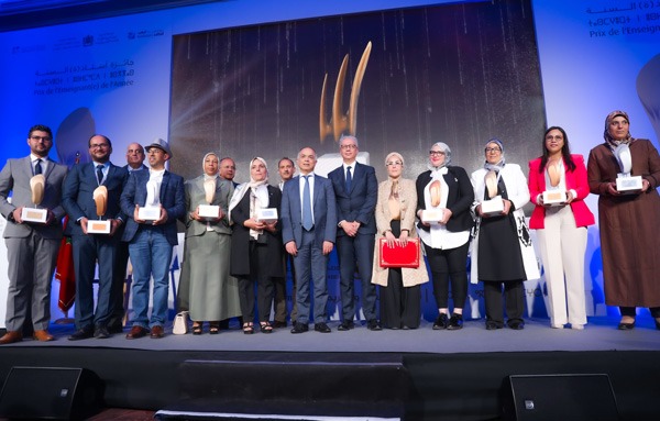 3 3 - أسفي كود | safigoud.com