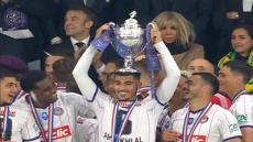 زكريا أبوخلال يقود تولوز للفوز بكأس فرنسا…مسار استثنائي للاعب واعد يحلم بالتتويج مع الأسود