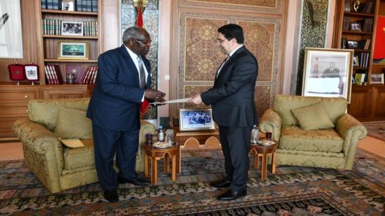 ناصر بوريطة يستقبل الرئيس السابق لملاوي حاملا رسالة إلى جلالة الملك