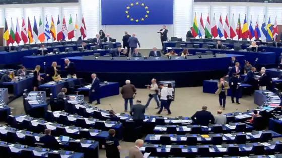 لجنة تحقيق البرلمان الأوروبي تسقط اتهامات التجسس عن المغرب في قضية “بيغاسوس”