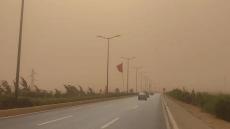 وزارة التجهيز تحذر مستعملي الطرق بسبب رياح قوية