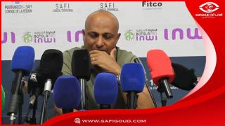 فيديو :مدرب الأوسيس يجهش بالبكاء بعد تلقيه خبر وفاة شقيق زوجته مباشرة بعد نهاية مقابلة أولمبيك آسفي واتحاد طنجة