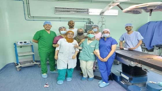 الخميسات: فريق طبي وتمريضي ينجح في زرع ركبة إصطناعية لمريضة بالمركز الإستشفائي