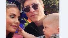 بالصور: نجل مدافع مانشستر يونايتد ينجو من عضة حمار بمراكش