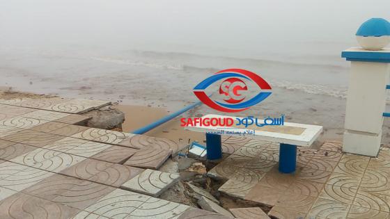 عاجل: فيديو وصور…تسونامي صغير يضرب شاطئ الصويرية ويخلف خسائر مالية جسيمة