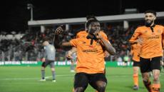 كأس الكونفدرالية.. نهضة بركان يسعى لتأكيد تفوقه أمام شباب قسنطينة وحسم بطاقة التأهل