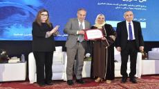 الوزيرة نعيمة ابن يحيى وسمير كودار يترأسان حفل تسليم شواهد تمويل المشاريع لفائدة المستفيدات من برنامج التأهيل والتمكين الاقتصادي للنساء بجهة مراكش آسفي