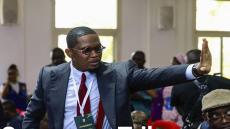 الكاف يوقف صامويل إيتو أربع مباريات بعد أحداث مباراة المغرب والكاميرون