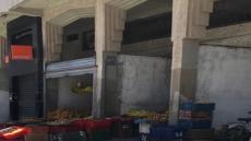 فضيحة…قائد حي مفتاح الخير كيرحب بيكم ايلا بغيتو تبنيوا شي كراج فوق الرصيف