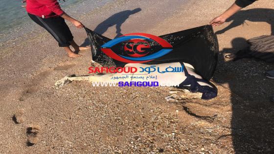 صورة حصرية…البحر يلفظ جثة مجهولة بمنطقة العكارطة بإقليم آسفي