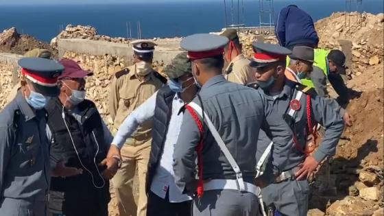 جماعة احرارة..تعليمات شينان واستنفار أمني لوقف زحف بنايات عشوائية للبرلماني السابق كوبابي