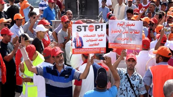 بالصوت والصورة : نقابيو ومهنيو سيارات الأجرة بالمغرب ينتفضون بآسفي ضد الحكَرة والتعسف