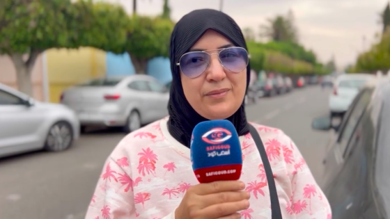 لحظات فرحة ودموع قبل الإمتحان .. مشاهد وتصريحات مؤثرة للأباء والأمهات والتلاميذ