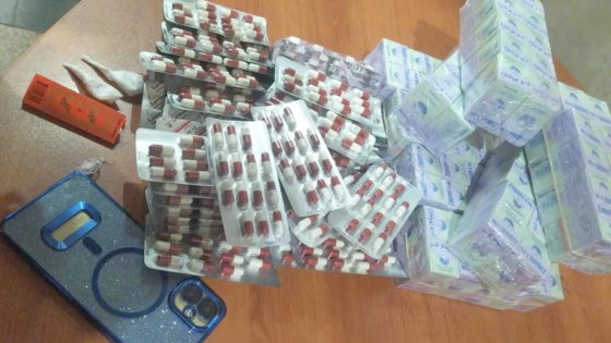 أمن طنجة يوقع بعشرينية تتخذ القطار وسيلة لتهريب الأقراص المهلوسة والكوكايين