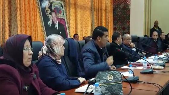 فيديو مثير: البرلماني سعنان يطلق النار على البداوي…كلشي شفار