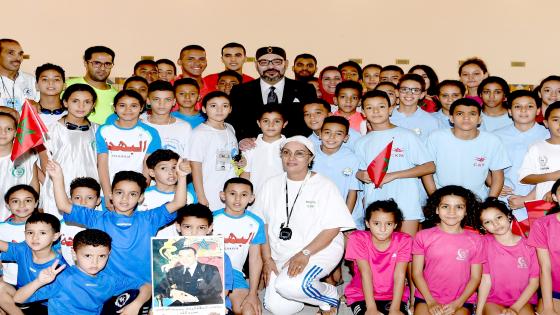 SM le Roi inaugure à Marrakech deux projets sportifs de proximité à forte valeur sociale