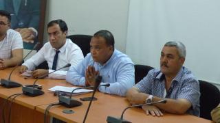 فيديو : بوكطاية رئيس جمعية منتجي الحبوب والقطاني بالجهة يطرح مع فلاحي اقليم آسفي مشاكل التأمين