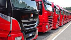 أزمة سائقي الشاحنات في إسبانيا تدفع حكومة سانشيز لاستقدام 35 ألف سائق مغربي