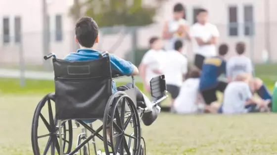 توقيف الدعم العمومي يهدد تعليم آلاف الأطفال من ذوي الإعاقة