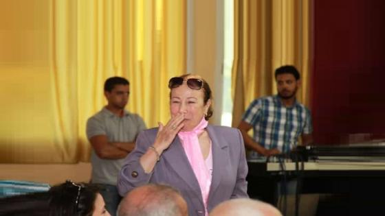 السيدة ليلى .. الإذاعية الشهيرة في ذمة الله