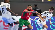“أسود القاعة” يواصلون الإبهار.. ويكتسحون ليبيا بسداسية في كأس إفريقيا