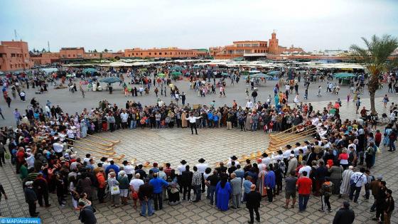 LOrchestre suisse "Cor des Alpes", actuellement en tournée au Maroc, se produit, samedi (08/03/14) à la Place Jemaa El Fna à Marrakech.