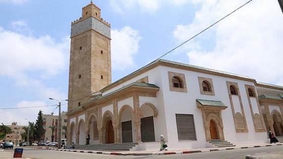 بأمر من أمير المؤمنين، فتح المساجد التي شيدت أو أعيد بناؤها أو تم ترميمها في وجه المصلين