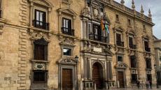 حتى 20 ألف يورو مقابل جواز سفر.. سقوط شبكة كانت تُدخل مغاربة إلى إسبانيا بوثائق مزوّرة