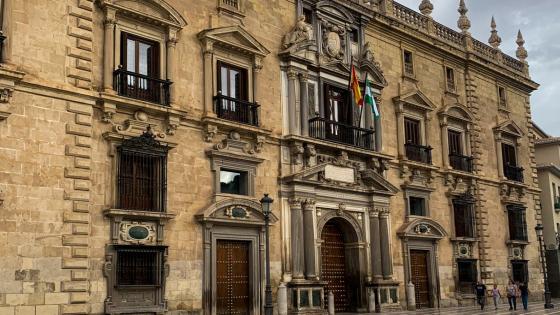 حتى 20 ألف يورو مقابل جواز سفر.. سقوط شبكة كانت تُدخل مغاربة إلى إسبانيا بوثائق مزوّرة