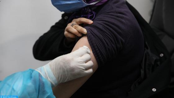 La Direction régionale de la santé (DRS) à Fès-Meknès lance la vaccination contre le Covid-19 des professionnels de santé de la ville. 28012021-Fès
