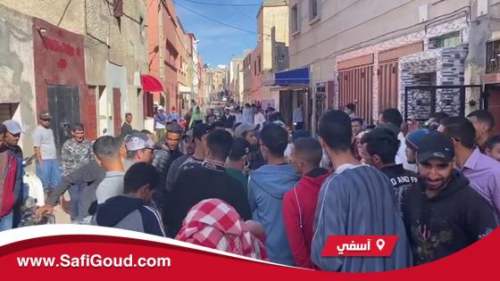 فيديو :في زمن الحجر الصحي…الخروج الى الشارع بقرية الشمس بآسفي بسبب قفة رمضان