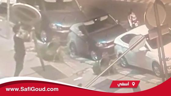فيديو: زائر لآسفي حلف ما بقا يجي ليها من بعد ما تهرست ليه سيارتو بهاد الطريقة بساحة الاستقلال