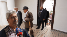 الإعلامي الحسين العمراني يرفع الغبن عن “اولاد العلام” في برنامج صناع الفرجة، ويقول أن آسفي مدينة متأصلة وكتستقبل الزوار بكل تقدير واحترام