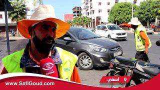 في ظل غياب قانون لتنظيم المهنة…تفاقم معاناة حراس السيارت باسفي