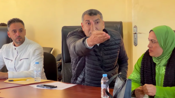 فيديو:إنقلاب بمجلس بلدية جمعة اسحيم بعد رفض المصادقة على جدول أعمال دورة فبراير والرئيس لمباركي يرد على منتقديه