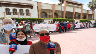 منخرطو ودادية أبو بكر الصديق يحتجون : لدينا الثقة الكاملة في القضاء من أجل إنصافنا ومعاقبة المتورطين