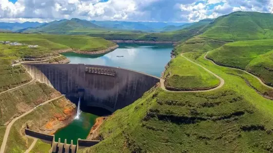 المغرب يطوي مؤقتا صفحة الإجهاد المائي بارتفاع قياسي لمخزون السدود