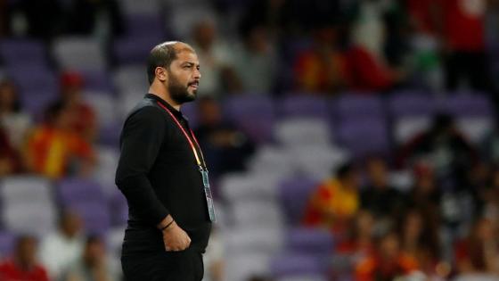 Soccer Football - Club World Cup - Quarter Final - Esperance Sportive de Tunis v Al Ain - Hazza bin Zayed Stadium, Al Ain, United Arab Emirates - December 15, 2018 Esperance Sportive de Tunis coach Moine Chaabani REUTERS/Andrew Boyers