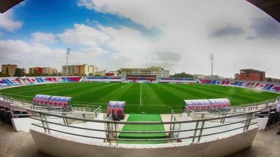 الكونفدرالية الإفريقية لكرة القدم تدرس تأهيل ملعب المسيرة بآسفي للمباريات الدولية