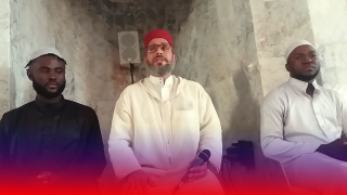 فيديو : مواطنين كاميرونيين يعلنان اعتناقهما الدين الإسلامي بمسجد المسك بحي أموني بآسفي