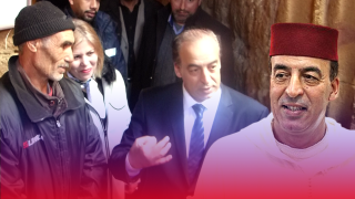 فيديو حصري: الله يكثر خيرو…وزير الثقافة كيتبرع على الكاتدرائية البرتغالية بآسفي بمبلغ 2000 درهم