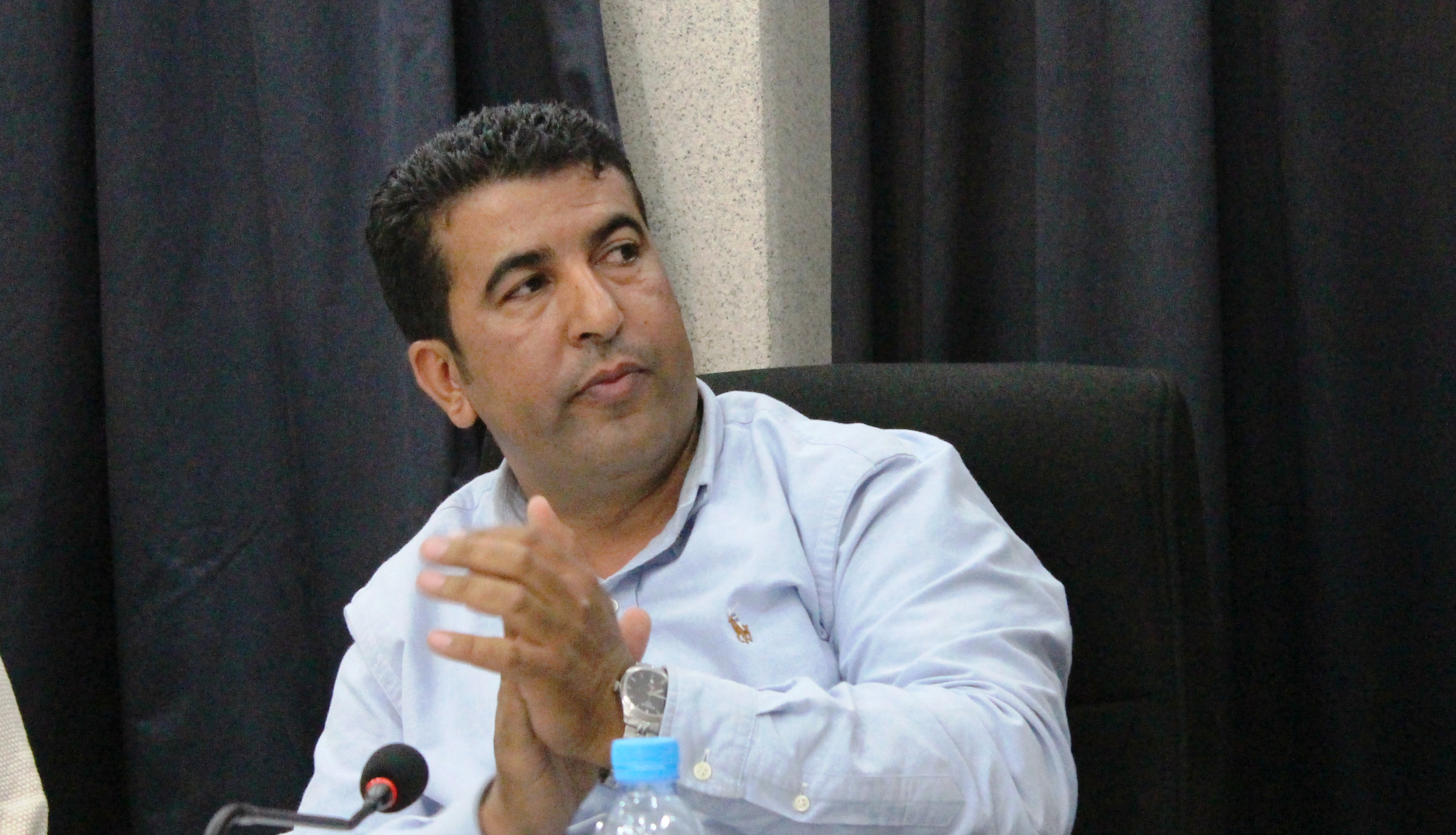 فيديو : البرلماني سعنان هضر على الطوبيسات والمجزرة البلدية والأسواق النمودجية والطرق باقليم آسفي