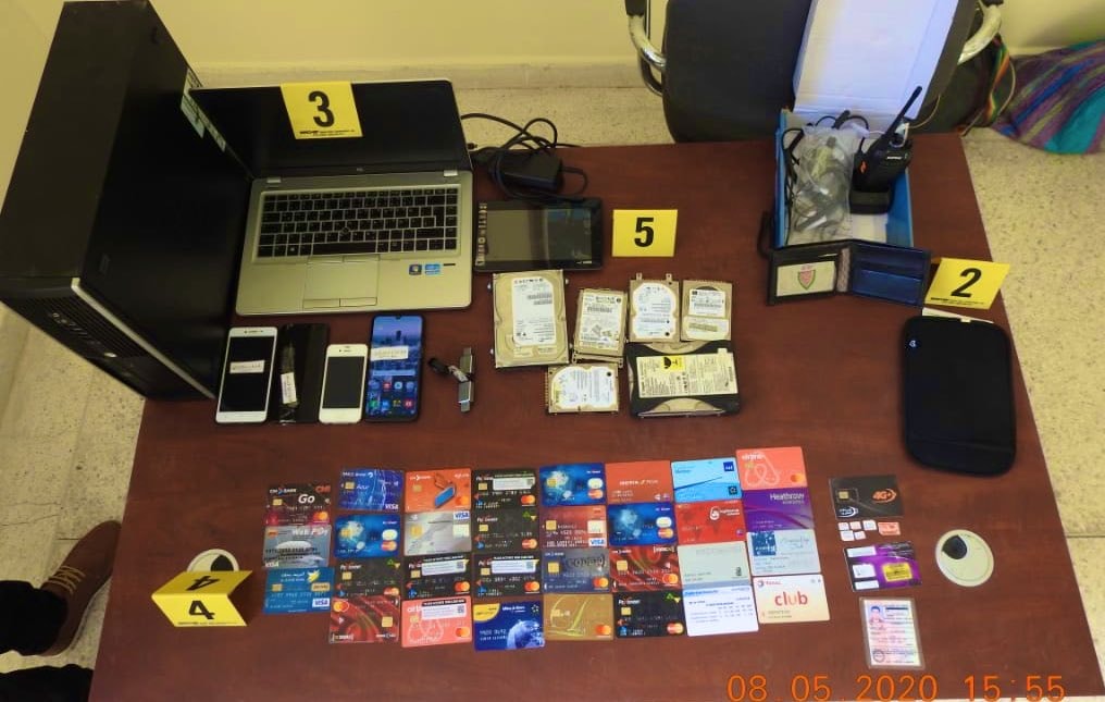 توقيف شخص من ذوي السوابق العدلية بطنجة يشتبه في ارتباطه بشبكة إجرامية