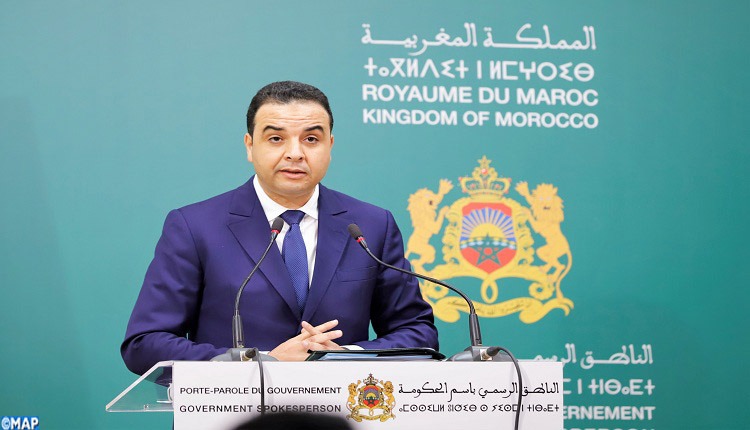 Le ministre délégué auprès du chef du gouvernement chargé des Relations avec le parlement, porte-parole du gouvernement, Mustapha Baitas, s’exprime au cours du point de presse tenu à l'issue de la réunion hebdomadaire du Conseil de Gouvernement. 24022022 – Rabat