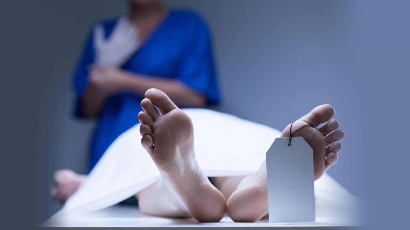 أطباء يردون على الوزير بايتاس: نريد تحقيقا “لا يحمل صكوك غفران” حول انتحار الطبيب ياسين