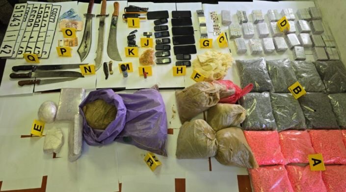 يقودها شقيقان.. تفكيك شبكة لترويج المخدرات في وزان وحجز كميات من الأقراص المهلوسة والكوكايين