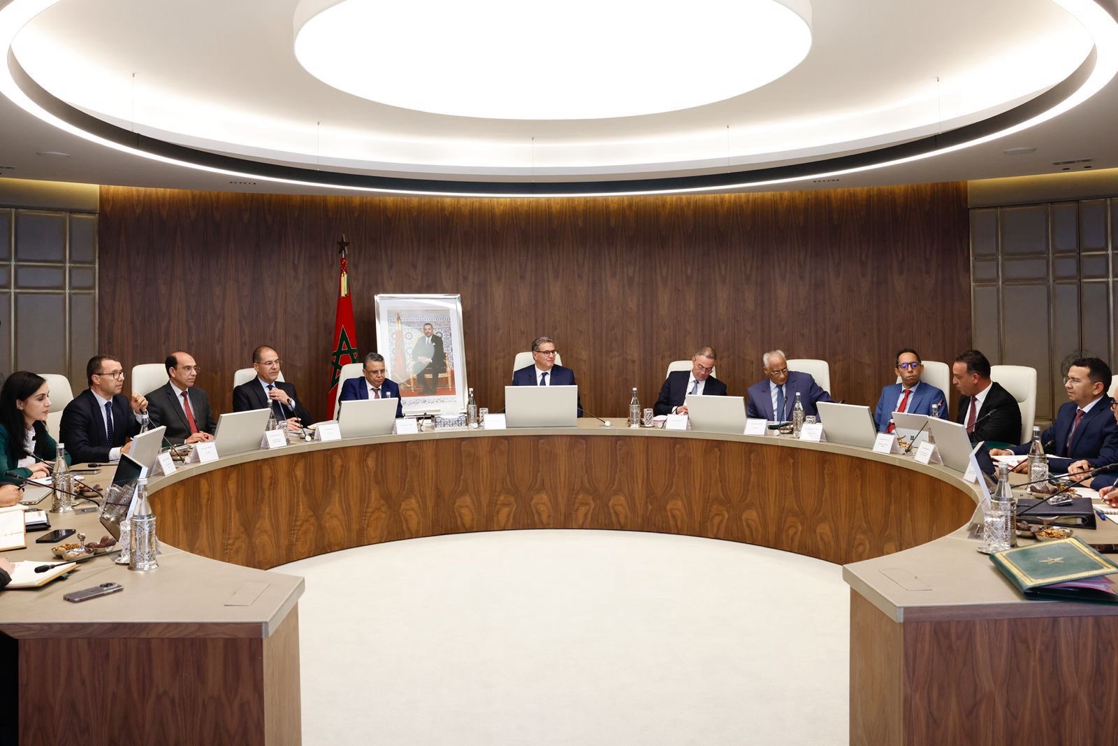 يدخل حيز التنفيذ شهر غشت المقبل.. أخنوش يترأس اجتماع تتبع تنزيل قانون العقوبات البديلة