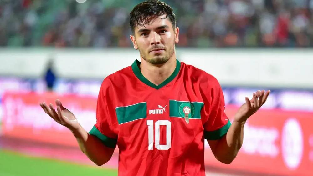 طبيب المنتخب: دياز يغيب عن وديتي تونس وبنين والزلزولي في دائرة الشك