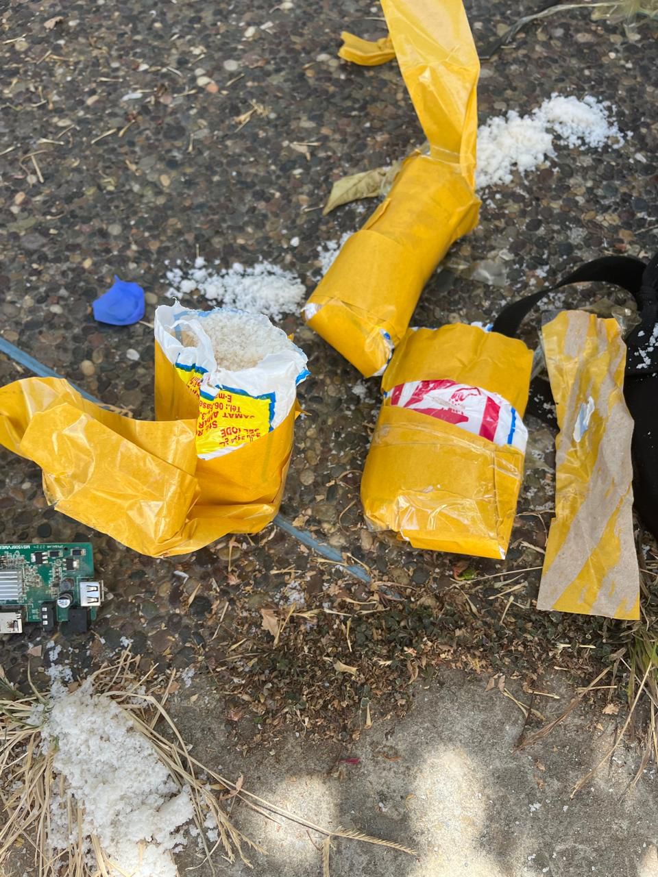 هدد باستخدام طرد متفجر وهمي.. توقيف قاصر في القنيطرة لمحاولته سرقة محل تجاري (صور)